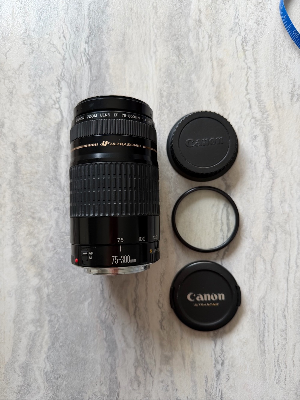 Canon EF Black 75-300mm f/4-5.6 III Ultrasonic Motor Telephoto Zoom Lens